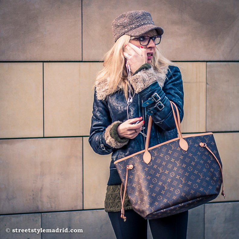 Street style Madrid bolso Louis Vuitton chaqueta piel