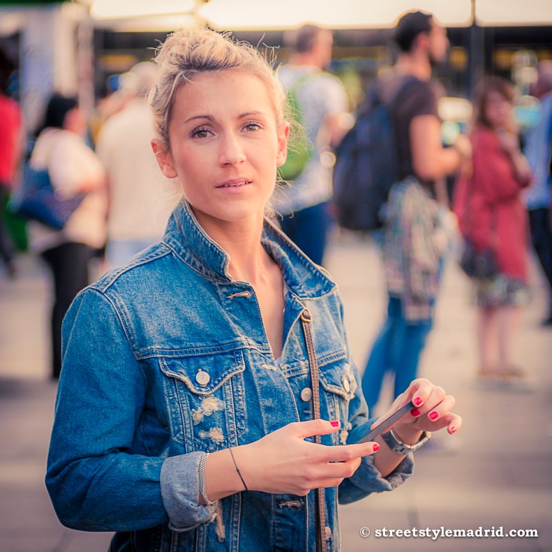Cazadora vaquera, basico, street style madrid.